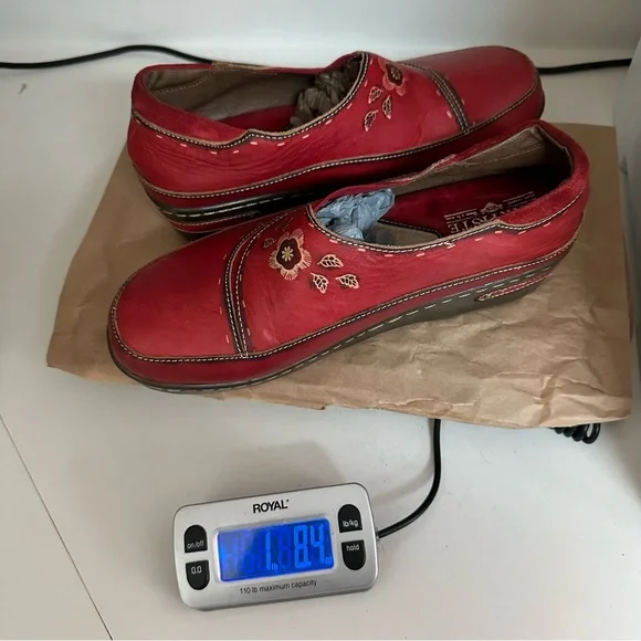 L' Artiste by Spring Step Burbank Slip On Red Sz 41 Cut Laser soft comfy retro - Picture 9 of 12